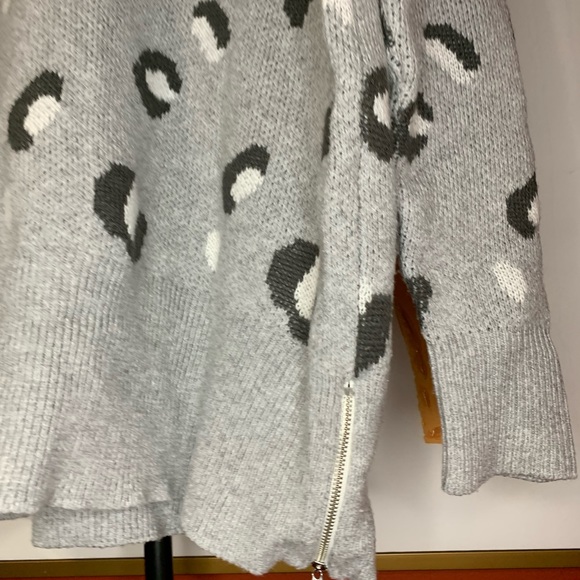 nursing friendly! cowl neck sweater - Picture 9 of 15